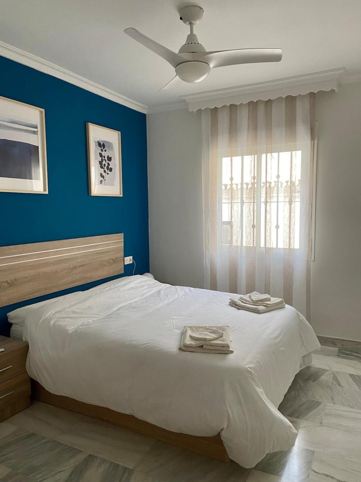 New Old Town Apartment *