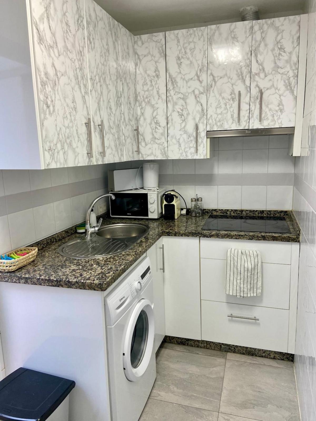 New Old Town Apartment *